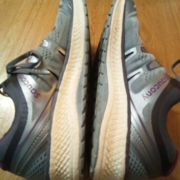 SAUCONY Women's EVERUN S10414-1 Triumph Gray/Purple Sneakers Size 9W Run… - Picture 3 of 5
